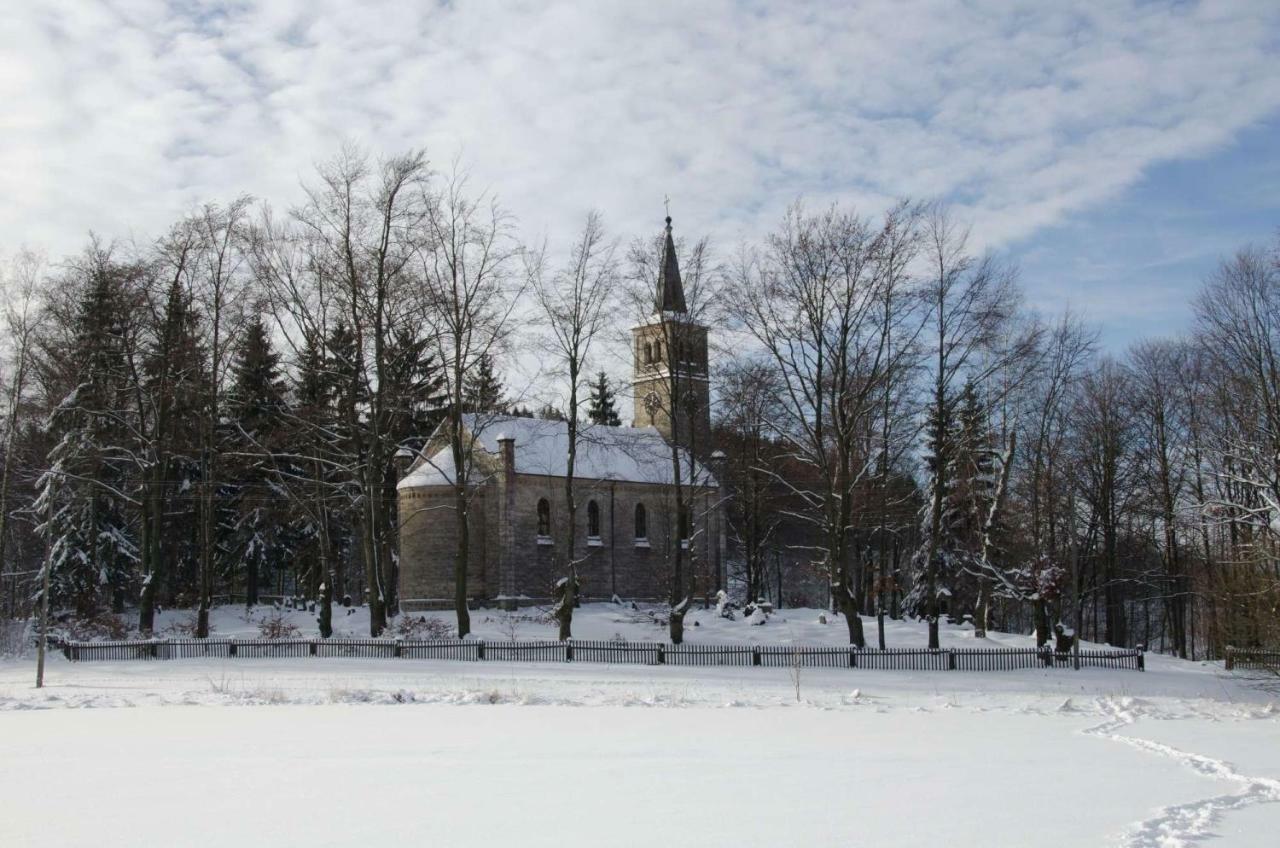 Dom Na Pstraznicy Villa Kudowa Zdroj Exterior photo